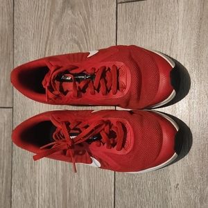 Boys Used Nike Shoes